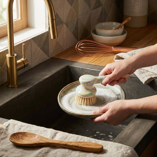 AVERONIX Eco‑Friendly Ceramic & Wood Brush
